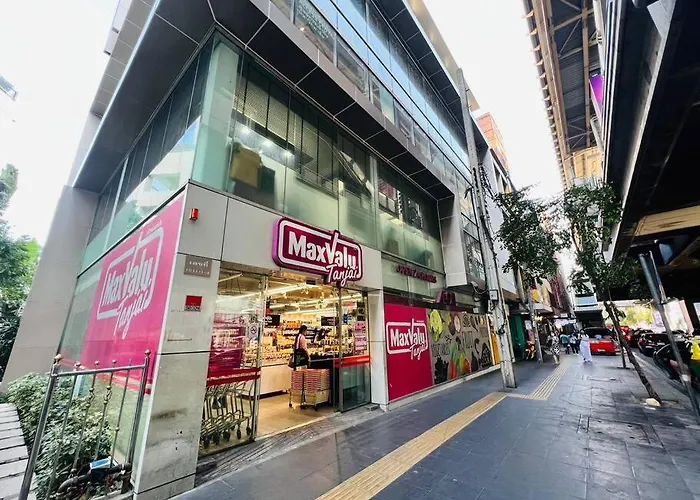 Cozy Spacious 55sqm 1br 200m Bts Phrakhanong, 10min Thonglo Bangkok