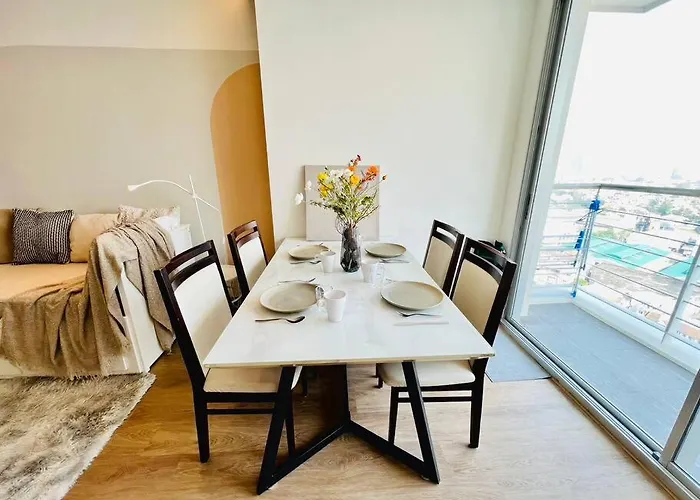 Cozy Spacious 55sqm 1br 200m Bts Phrakhanong, 10min Thonglo Bangkok